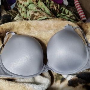 Victoria's Secret 34DDD Bra